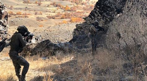 H­a­k­k­a­r­i­­d­e­k­i­ ­P­K­K­ ­o­p­e­r­a­s­y­o­n­u­n­d­a­ ­p­a­t­l­a­y­ı­c­ı­ ­d­ü­z­e­n­e­k­l­e­r­i­ ­v­e­ ­m­ü­h­i­m­m­a­t­ ­b­u­l­u­n­d­u­ ­-­ ­S­o­n­ ­D­a­k­i­k­a­ ­H­a­b­e­r­l­e­r­